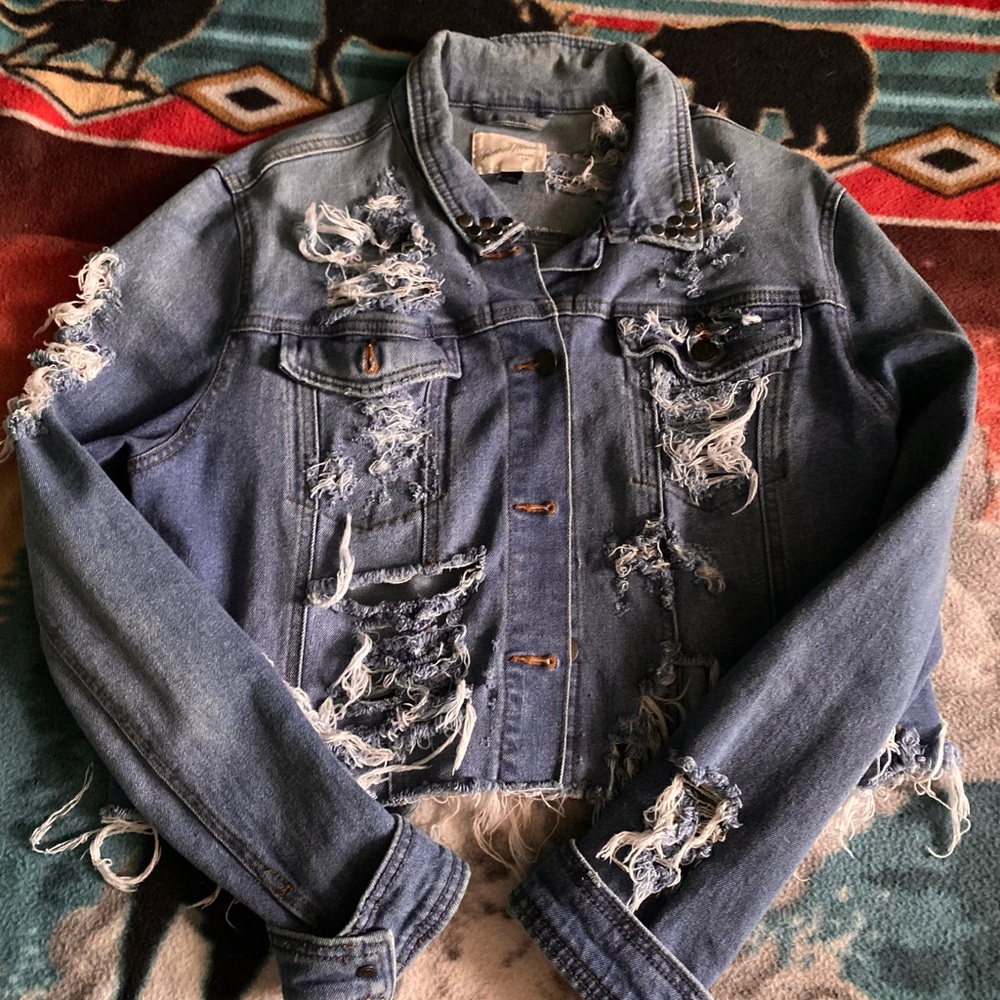 Universal Thread Upcycled Destroyed Denim Jacket - image 5
